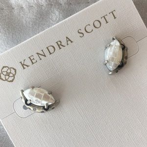 Kendra Scott “Marie” studs in white pearl crackle